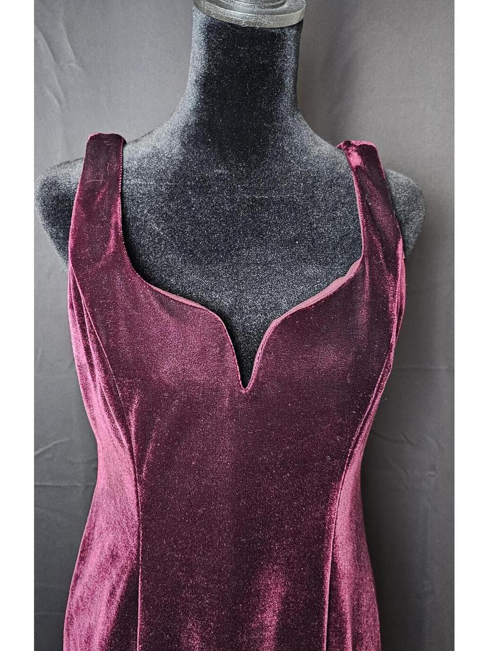 Donna Morgan Dress Burgandy Womens Size 6 Velvet Cocktail